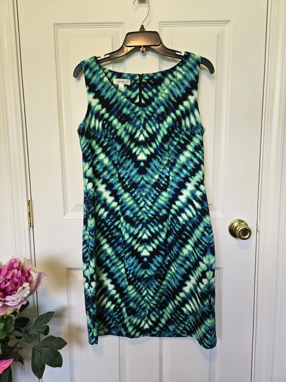 Dress Barn Sleeveless V-neck Shift Dress Sz 12